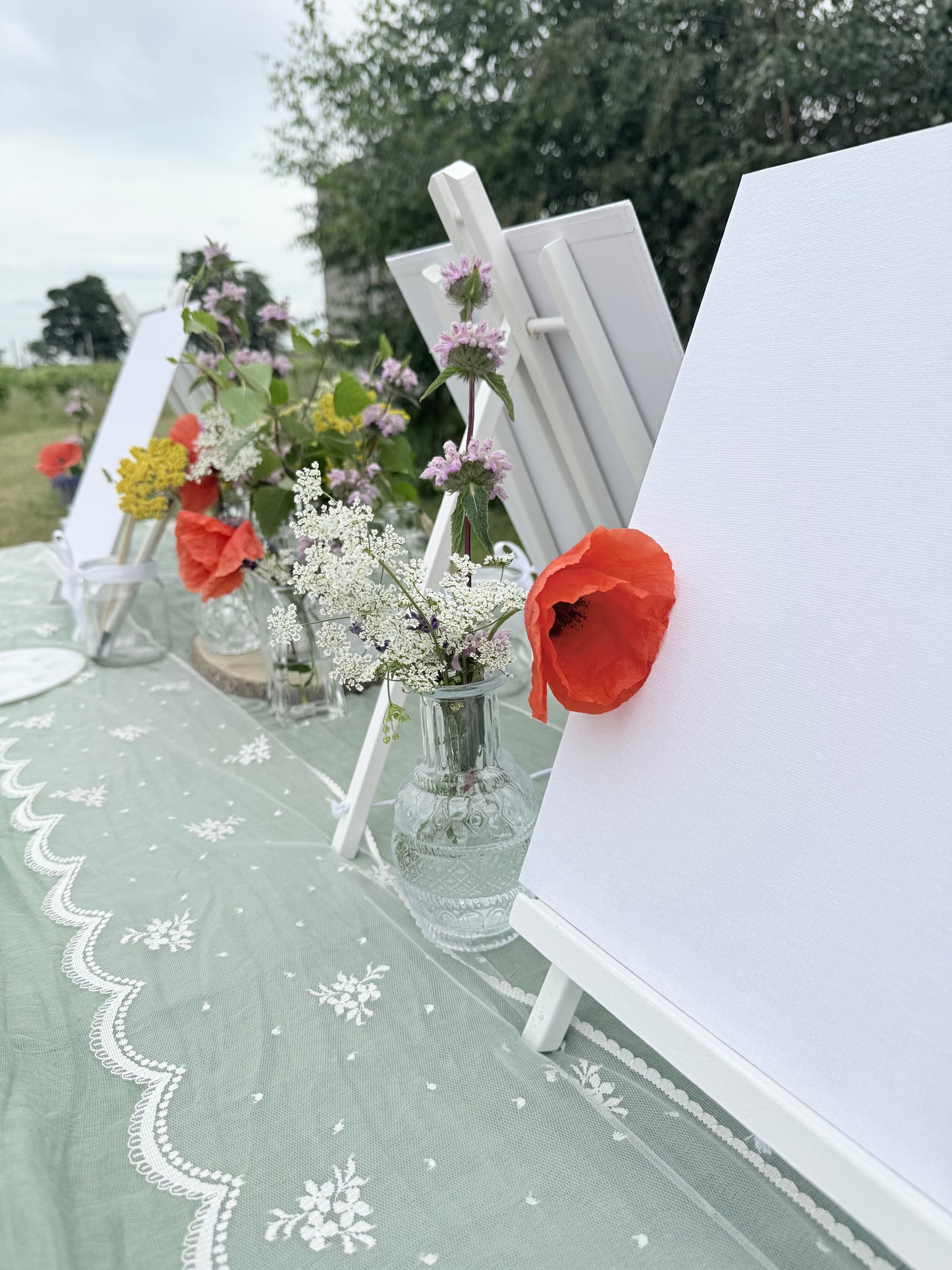 Vineyard Nights: Sip & Paint with @seventy8artstudio @chetvineyard