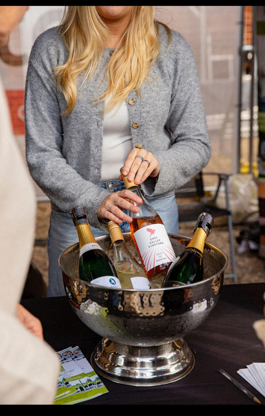 Bottles & Brushes at Chet Vineyard NORWICH