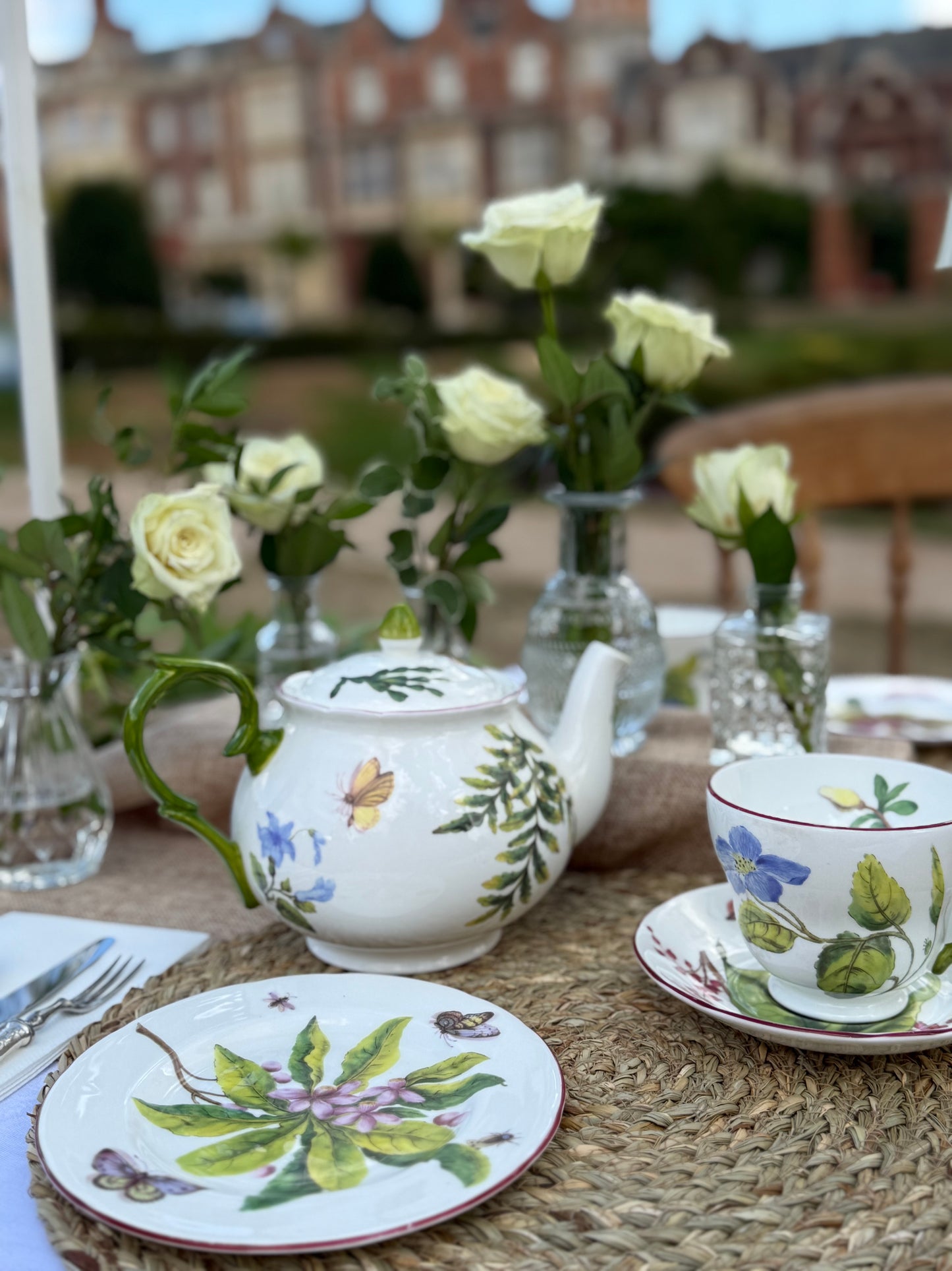 SANDRINGHAM IN WATERCOLOUR: An Afternoon Tea & Painting Experience 
 24/25th September 2026