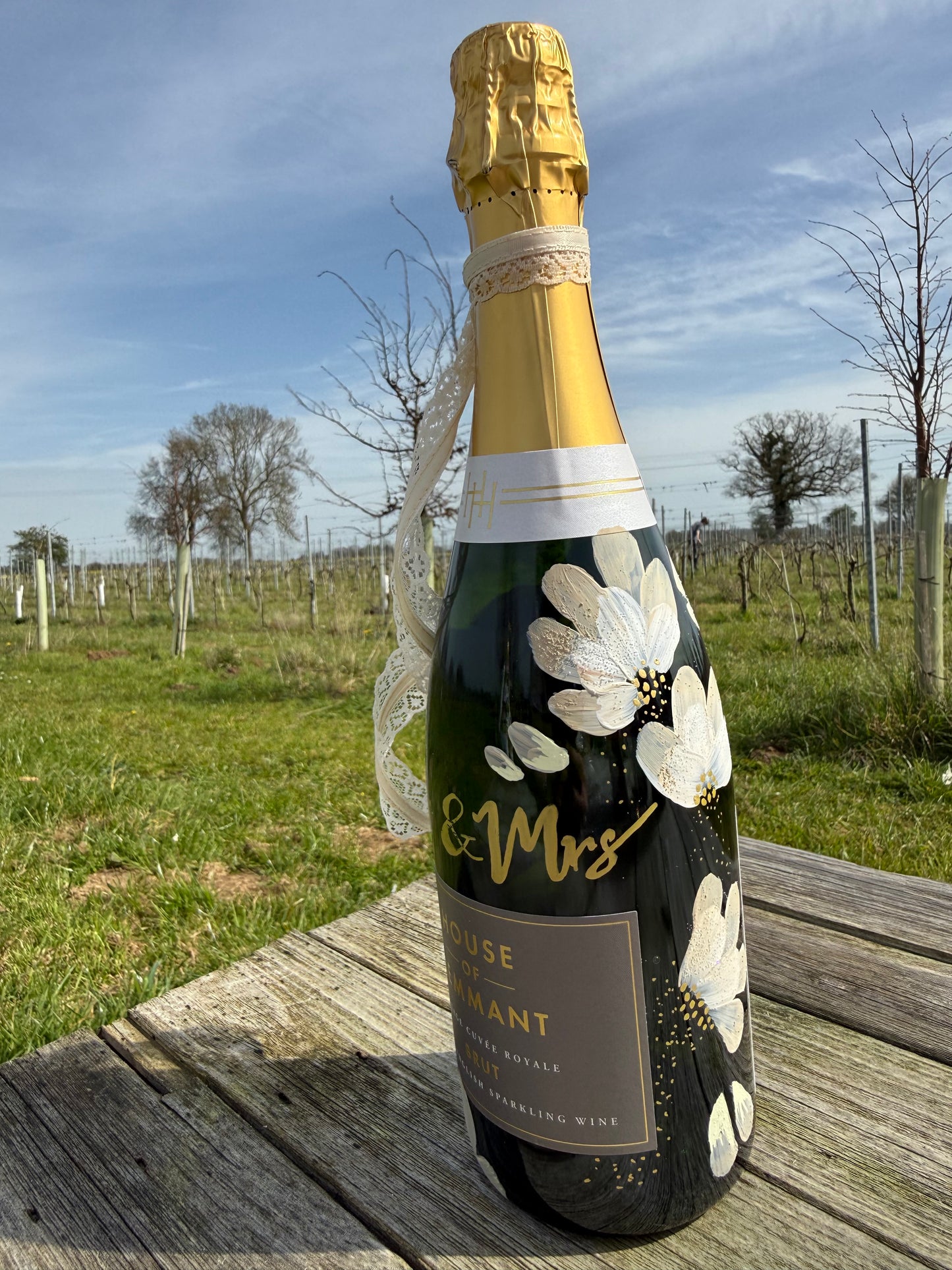 Bottles & Brushes at Chet Vineyard NORWICH