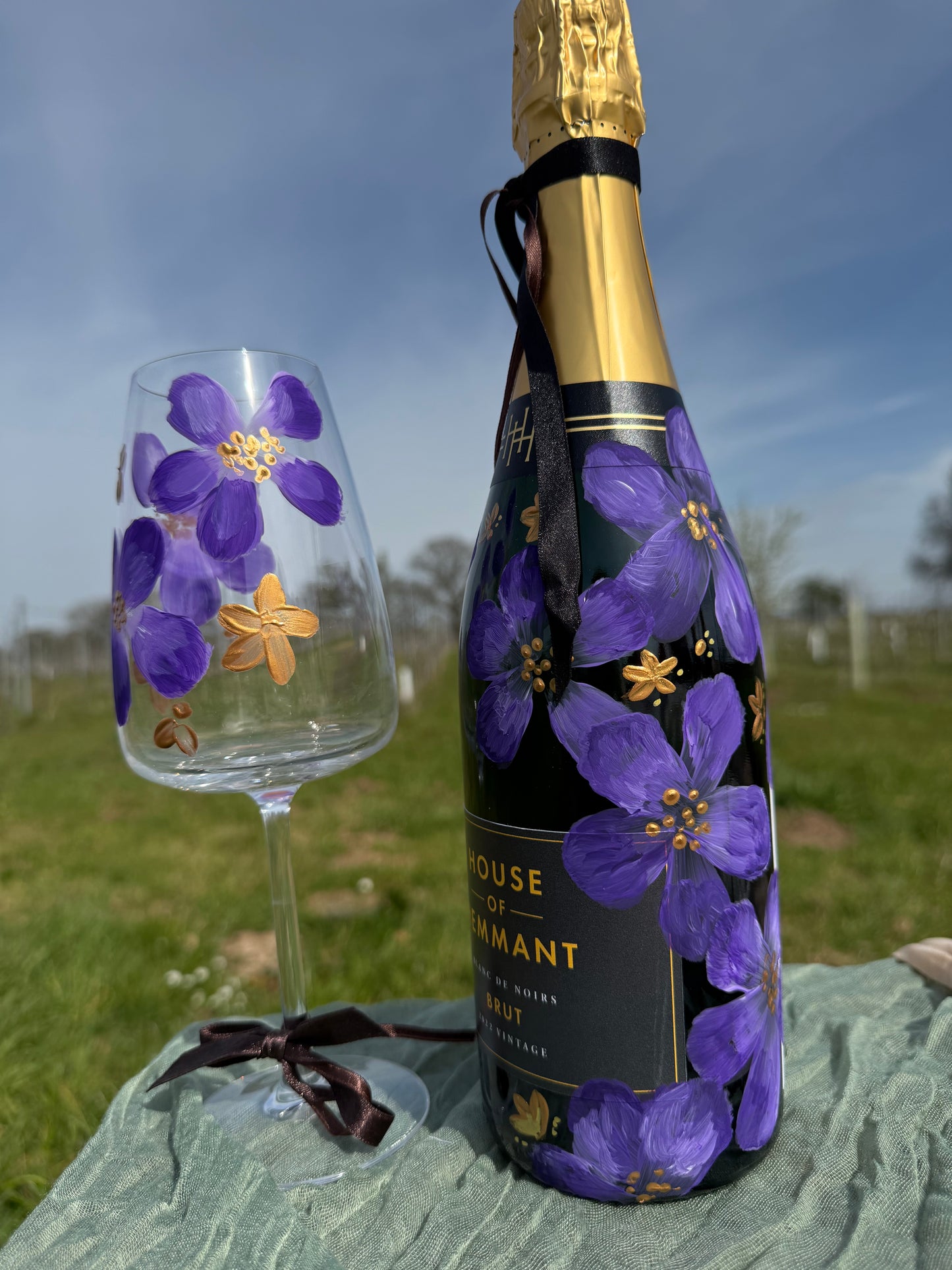 Bottles & Brushes at Chet Vineyard NORWICH
